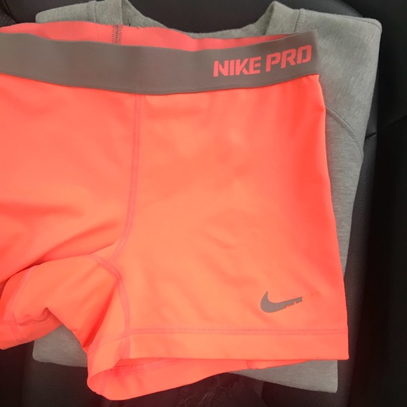 Nike Pants - Nike Pro combat short small